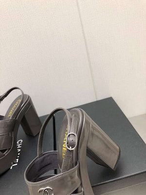 Chanel G45016 Patent Crumpled Lambskin Sandals C88322 - US 4=Euro 35 - View 6