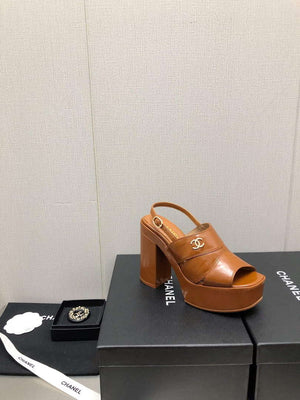 Chanel G45016 Patent Crumpled Lambskin Sandals C88323 - US 4=Euro 35 - View 8