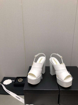 Chanel G45016 Patent Crumpled Lambskin Sandals C88324 - US 4=Euro 35 - View 3