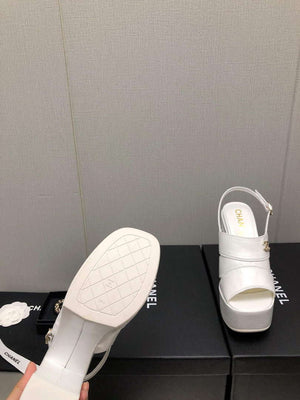 Chanel G45016 Patent Crumpled Lambskin Sandals C88324 - US 4=Euro 35 - View 4