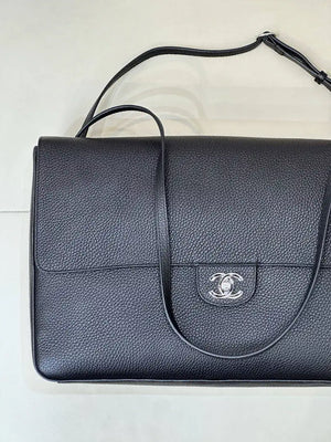 Chanel Maxi Flapbag Grained calfskin & gold-tone metal AS6233 Black - Gold - View 4