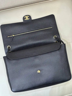 Chanel Maxi Flapbag Grained calfskin & gold-tone metal AS6233 Black - Gold - View 15