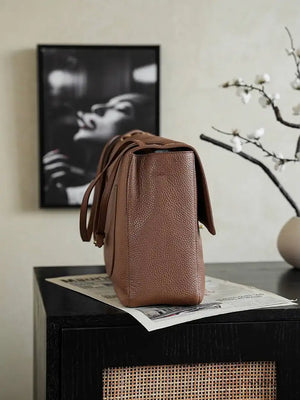 Chanel Maxi Flapbag Grained calfskin & gold-tone metal AS6233 Gold Brown - Gold - View 3