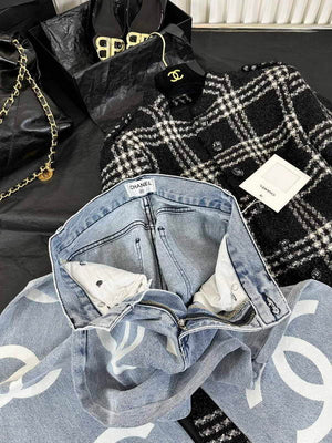 Chanel P73394 Women's Fashion Jeans C58721 - S - View 3