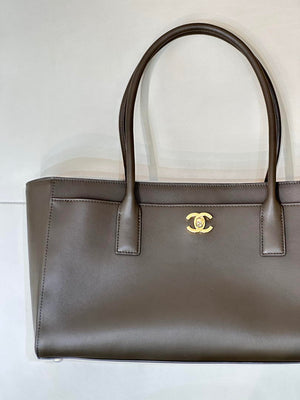 Chanel Small Shopping Bag Calfskin & Gold-Tone Metal AS6243 Dark Green - Default Title - View 4