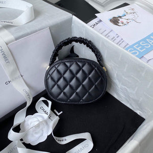 Chanel Vanity Case Shiny Lambskin Gold AP2731 Black - Default Title - View 2