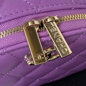 Chanel Vanity Case Shiny Lambskin Gold AP2731 Purple - Default Title - View 7