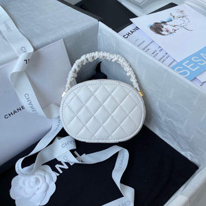 Chanel Vanity Case Shiny Lambskin Gold AP2731 White - Default Title - View 2