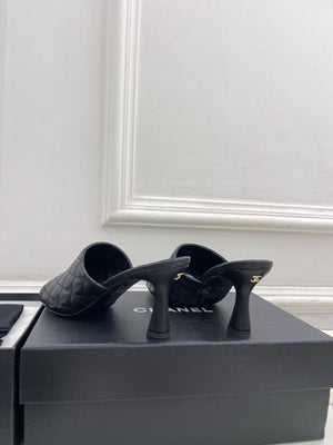 Chanel Women's Diamond-patterned Slippers 7.5cm C93344 - Euro 35=US 4 - View 7
