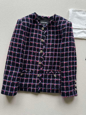 Chanel Women's Fashion Clothing Coat C62196 - 36 - View 4