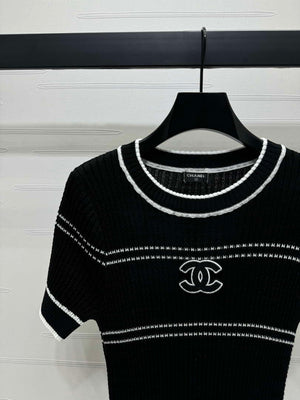 Chanel Women's Fashion Knitted T-shirt C81001 - S / White - View 12