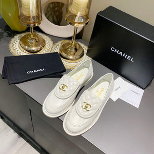Chanel Women's Fashion Loafers Calfskin C90305 - 35 - View 8