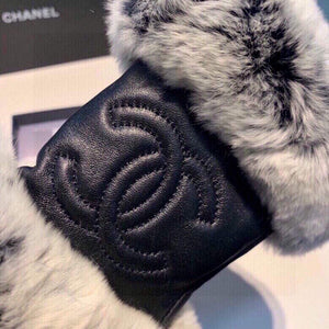 Chanel Women's Gloves Designer Leather Gloves AA8318 - Default Title - View 7