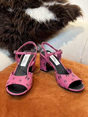 Chanel Women's Sandals G38969 Printed Lambskin Pink Black C90240 - 35 / 35mm - View 6
