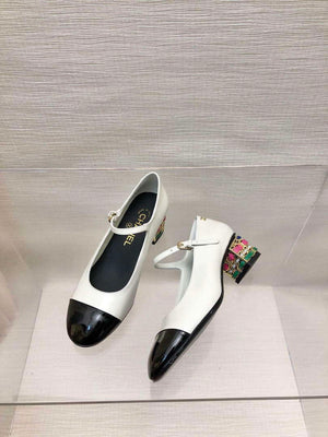 Chanel Women's Sandals Fashion Shoes C93215 - Euro 35=US 4 - View 1
