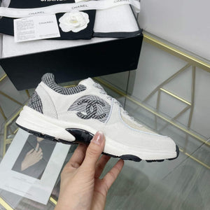 Chanel Women's Sneaker Shoes G38754 White and beige - 35 - View 5