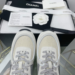 Chanel Women's Sneaker Shoes G38754 White and beige - 35 - View 6