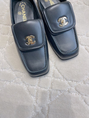 Chanel Women's Square-Toe Flat Shoes C93302 - Euro 35=US 4 - View 7
