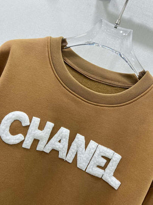 Chanel Women's Tracksuit Casual sports suit Clothing C33003 - S - View 4