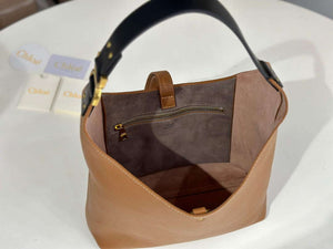 Chlo¨¦ CHC24AS629I3125M Small Marcie Hobo Bag in grained leather Tan - Default Title - View 8