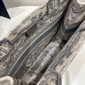 Dior Book Tote M1296 Medium Toile de Jouy Embroidery M0078 - Default Title - View 6