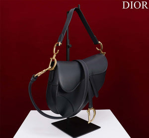 Dior M0455 Saddle Bag With Strap Ultramatte Calfskin Black Gold - Default Title - View 2