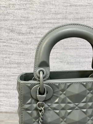 Dior M0538 Small Lady Dior Bag Matte Gray Cannage Calfskin with Diamond Motif - Small 20 cm - View 14
