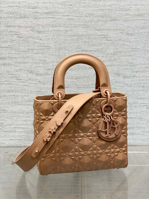 Dior M0538 Small Lady Dior Bag Matte Pink Cannage Calfskin with Diamond Motif - Small 20 cm - View 1