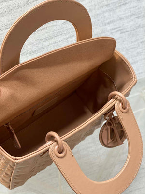 Dior M0538 Small Lady Dior Bag Matte Pink Cannage Calfskin with Diamond Motif - Small 20 cm - View 8