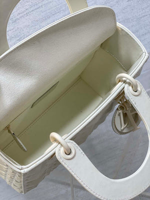 Dior M0538 Small Lady Dior Bag Matte White Cannage Calfskin with Diamond Motif - Small 20 cm - View 8
