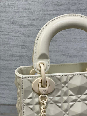 Dior M0538 Small Lady Dior Bag Matte White Cannage Calfskin with Diamond Motif - Small 20 cm - View 14