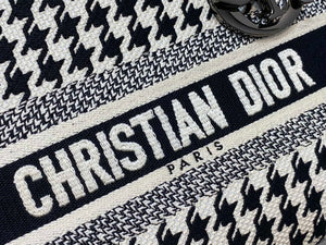 Dior M0565 Medium Lady D-Life Bag Black and White Houndstooth Embroidery - Default Title - View 3