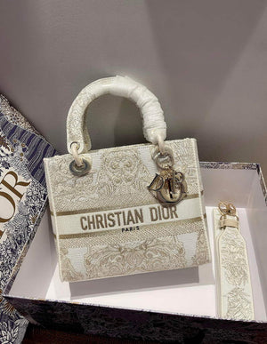 Dior M0565 Medium Lady D-Life Bag Light Yellow Cupidon Embroidery - Default Title - View 1
