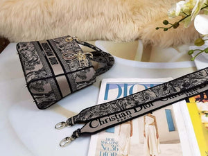 Dior M0565 Medium Lady D-Lite Bag Chocolate Brown and Black Toile de Jouy Embroidery - Default Title - View 5