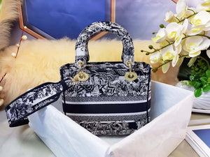 Dior M0565 Medium Lady D-Lite Black and White Toile de Jouy Embroidery M1021 - Default Title - View 5