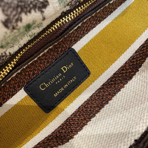 Dior M0565 Medium Lady D-lite Embroidery Bag - Default Title - View 9