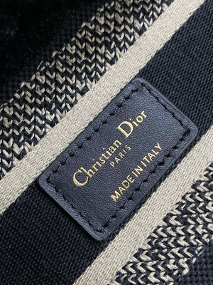 Dior M0565 Medium Lady D-Lite Wool Black M1037 - Default Title - View 9