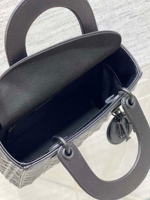 Dior M0565 Medium Lady Dior Bag Black Cannage Calfskin with Diamond Motif - Medium 24cm - View 18