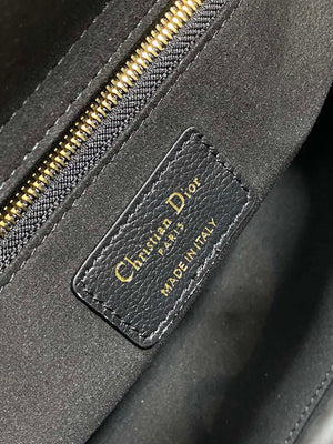 Dior M0565 Medium Lady Dior Bag Black Grained Cannage Calfskin Gold - Default Title - View 9