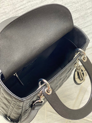 Dior M0565 Medium Lady Dior Bag Black Grained Cannage Calfskin Silver - Default Title - View 8