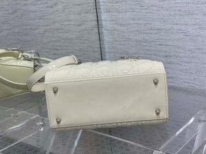 Dior M0565 Medium Lady Dior Patent Cannage Calfskin Bag White Silver - Default Title - View 7