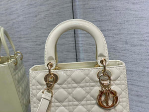 Dior M0565 Medium Lady Dior Patent Cannage Calfskin Bag White Enamel Hardware - Default Title - View 2