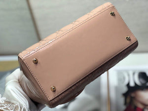 Dior M0565 Medium Lady Dior Patent Cannage Calfskin Bag Light Pink - Default Title - View 4