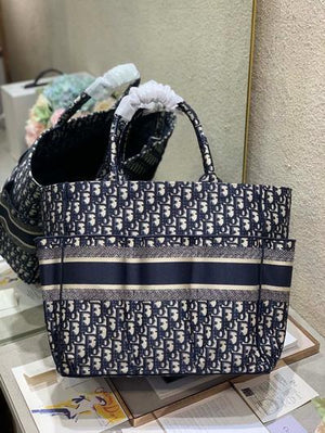 Dior M1279 Catherine Tote Bag Dior Oblique Embroidery Navy Blue - luxibagsmall