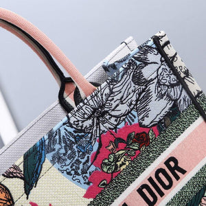 Dior M1286 Dior Book Tote Coeur En Fleurs Bag - luxibagsmall