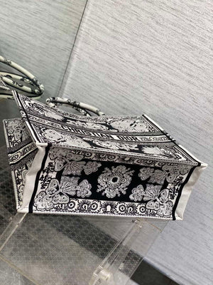Dior M1286 Large Book Tote Black and White Butterfly Bandana Embroidery - Default Title - View 8