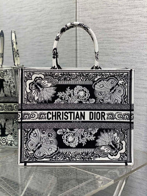 Dior M1286 Large Book Tote Butterfly Bandana Embroidery M107 - Default Title - View 1