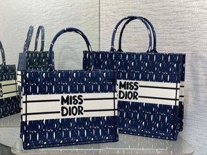 Dior M1286 Large Book Tote White and white Miss Dior Alloverr M1128 - Default Title - View 2