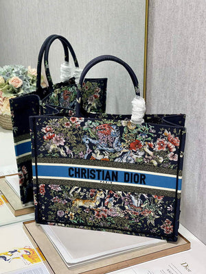 Dior M1286 Large Book Tote D-Constellation embroidery in shades of blue - Default Title - View 3