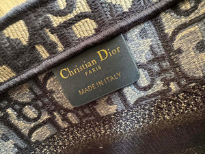 Dior M1328 Hat Basket Bag Navy Blue and Gold-tone Blue Dior Oblique Jacquard - Default Title - View 9